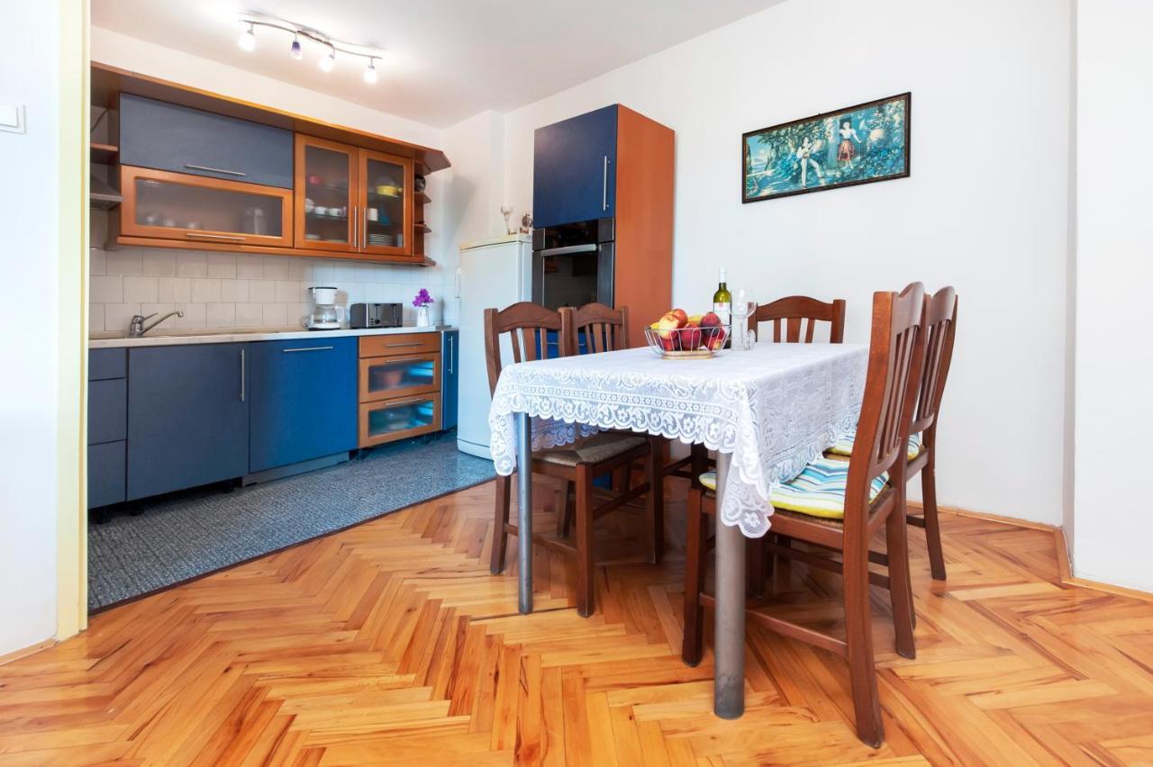 Gostinjska kuća Up To 5 People,near Beach And Centre *